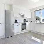 Grand Loc Maison Renovee 8 A 10p, 400m * לה טורבל
