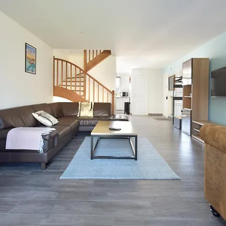 Grand Loc Maison Renovee 8 A 10p, 400m בית נופש *