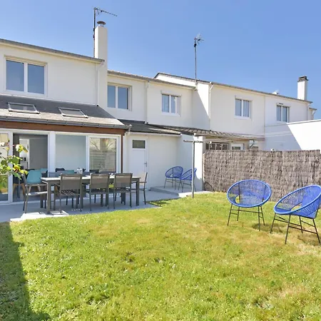 Grand Loc Maison Renovee 8 A 10p, 400m * לה טורבל