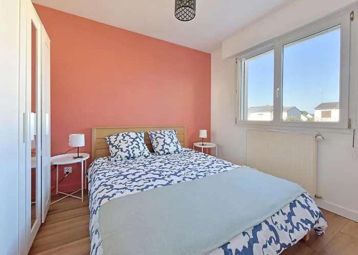 Grand Loc Maison Renovee 8 A 10p, 400m * לה טורבל